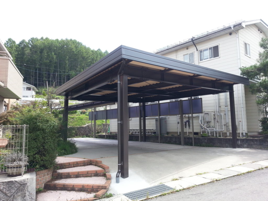 ガレージ