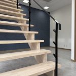 事務所階段手すり