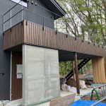 別荘　階段　手すり